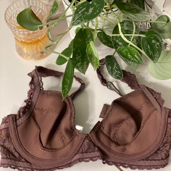 3 for $30 Hanky Panky Lace Bra - Picture 4 of 7
